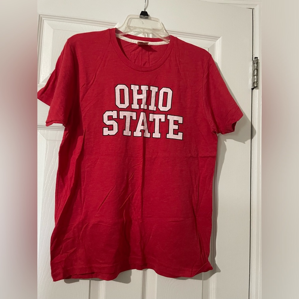 Ohio state shirt size medium